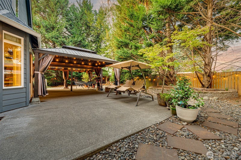 196 Raspberry Lane