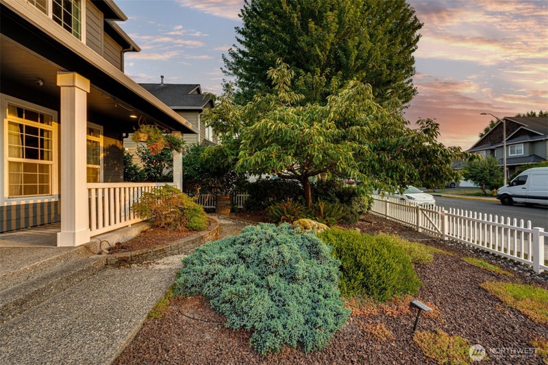 196 Raspberry Lane