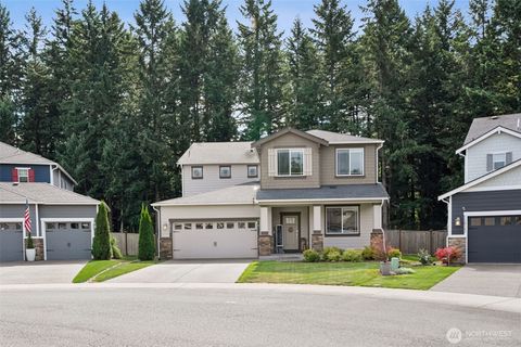 Photo of 12926 Emerald Ridge Blvd E Blvd, Puyallup, WA 98374 (MLS # 2438074)