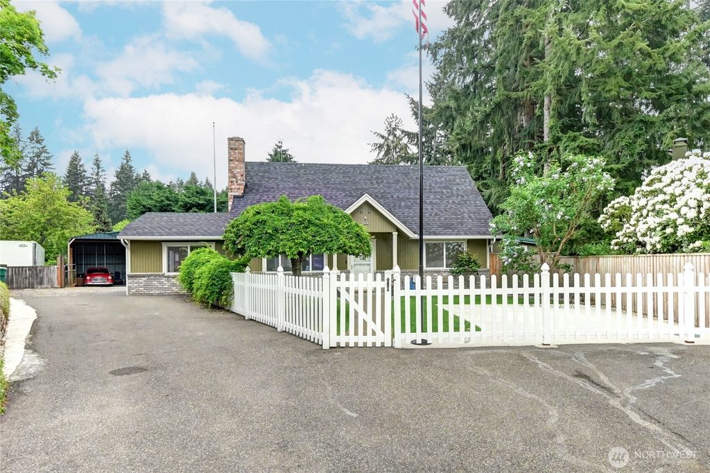 Photo of 23717 49th Drive SE, Woodinville, WA 98072 (MLS # 2515120)