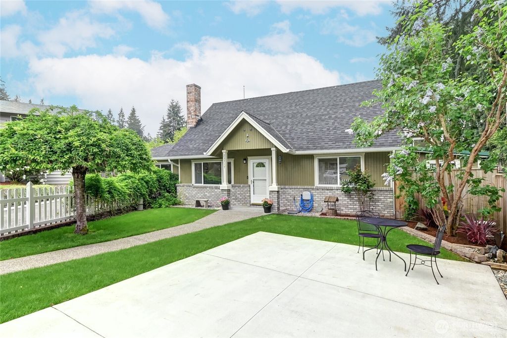 Photo of 23717 49th Drive SE, Woodinville, WA 98072 (MLS # 2515120)
