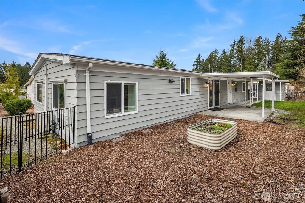 Photo of 201 Union Avenue SE #58, Renton, WA 98059 (MLS # 2410775)