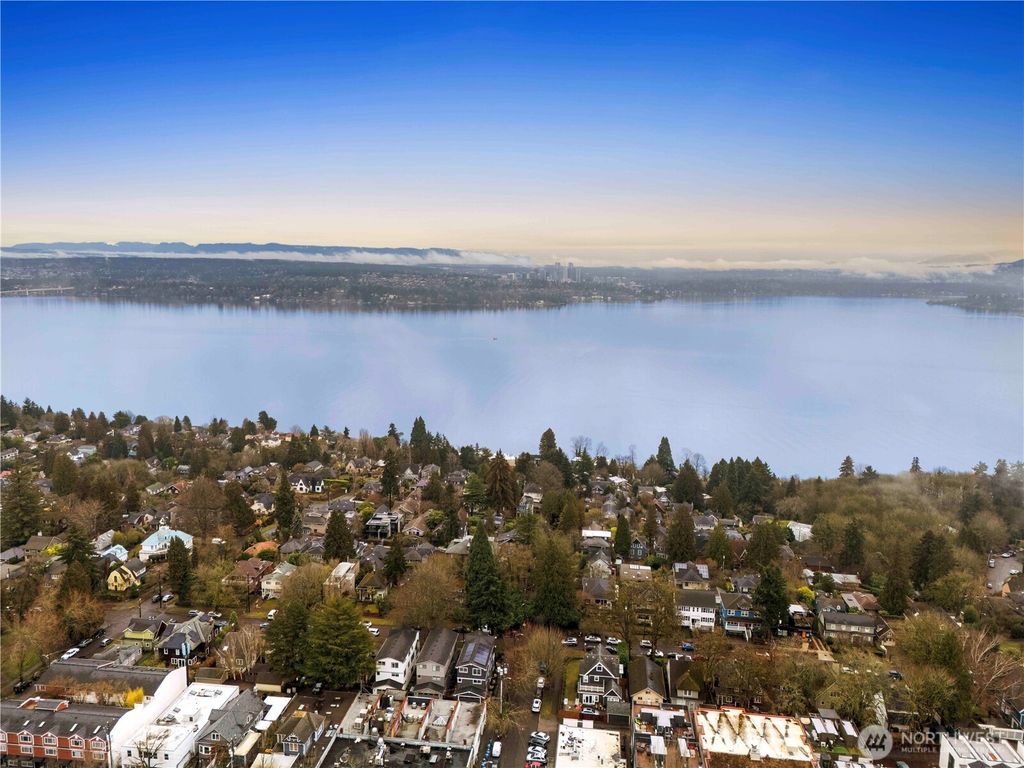 Photo of 1403 35th Avenue, Seattle, WA 98122 (MLS # 2364905)