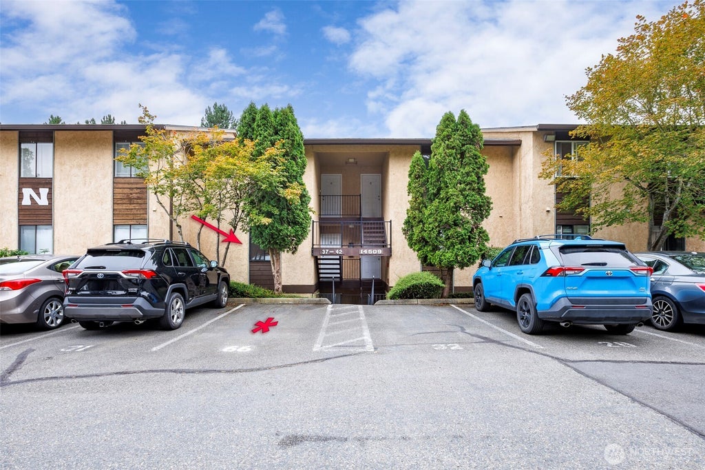 Photo of 14509 127th Lane NE #N-39, Kirkland, WA 98034 (MLS # 2592208)