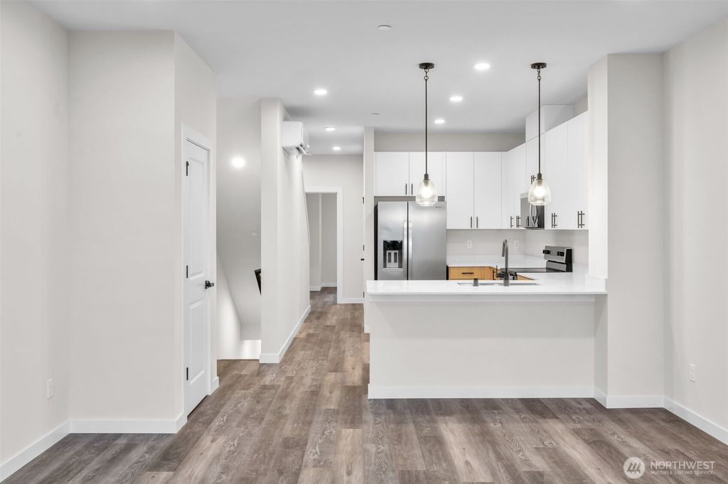 Photo of 15613 Admiralty Way #A3, Lynnwood, WA 98087 (MLS # 2469787)