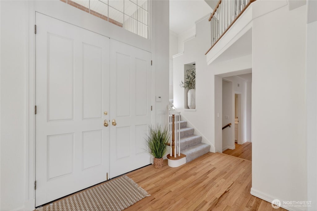 Photo of 8762 Paisley Drive NE, Seattle, WA 98115 (MLS # 2538889)