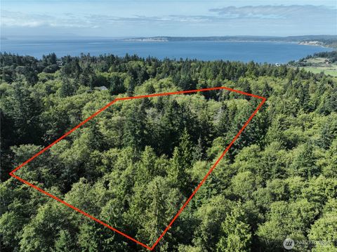 Photo of 0 Leroy Circle, Clinton, WA 98236 (MLS # 2543238)