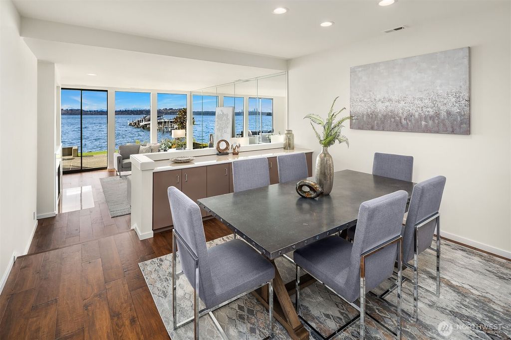 Photo of 6363 Lake Washington Boulevard NE #102, Kirkland, WA 98033 (MLS # 2485422)