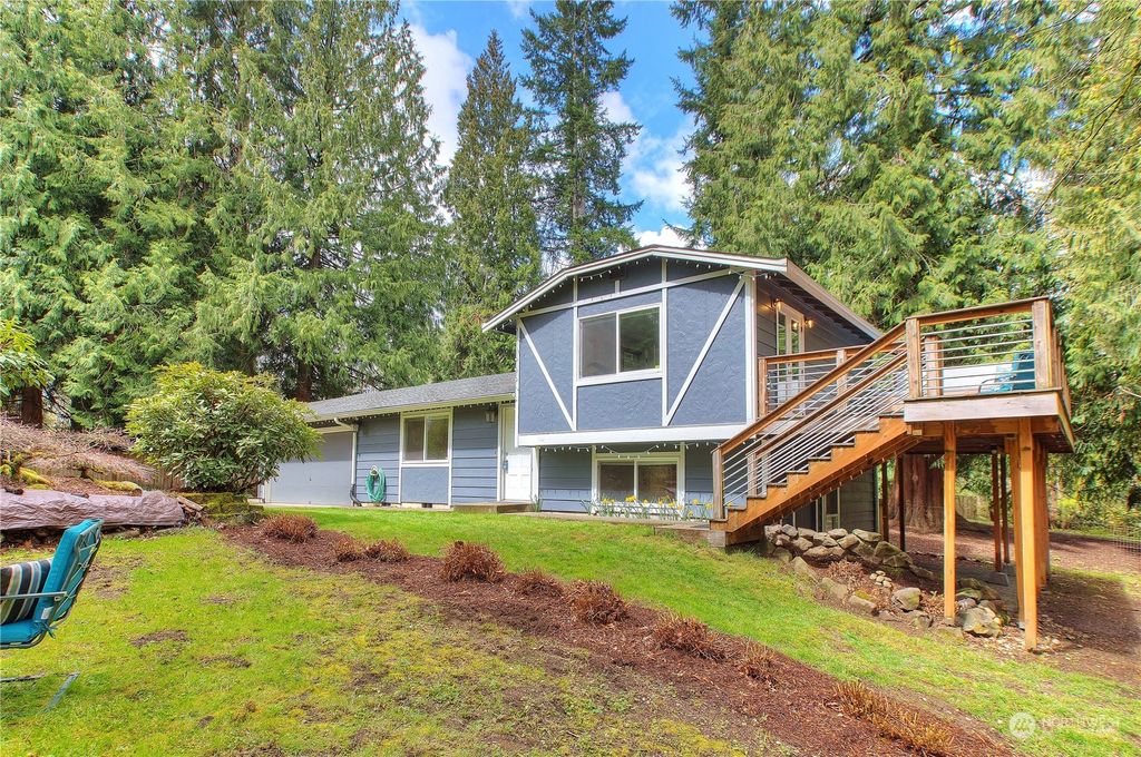 Photo of 14092 SE 190th Street, Renton, WA 98058 (MLS # 2060064)