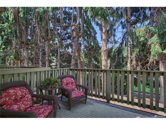 Photo of 9609 182nd Place NE #105, Redmond, WA 98052 (MLS # 2584533)
