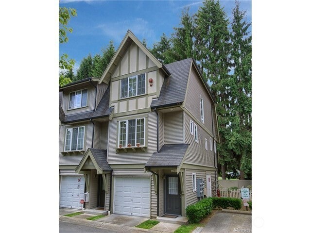Photo of 9609 182nd Place NE #105, Redmond, WA 98052 (MLS # 2584533)