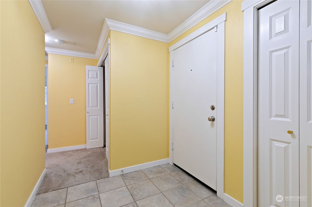 Photo of 1847 S 286th Lane #U102, Federal Way, WA 98003 (MLS # 2302467)