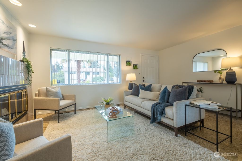 Photo of 4100 NE 11th Street, Renton, WA 98059 (MLS # 2282683)