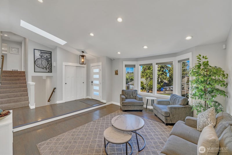 4417 Somerset Lane