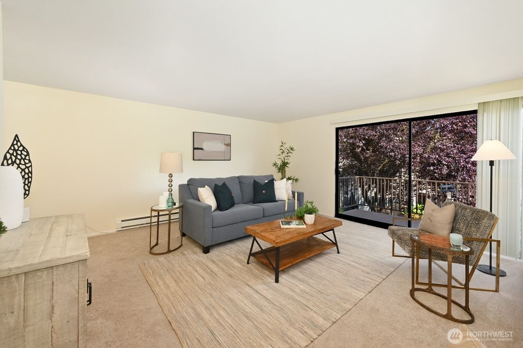 Photo of 11010 NE 68th Street #622, Kirkland, WA 98033 (MLS # 2550094)