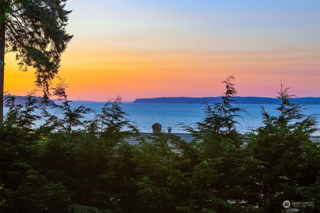 Photo of 2405 Taylor Drive, Everett, WA 98203 (MLS # 2140089)