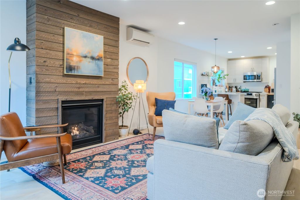 Photo of 1549 NW 60th Street, Seattle, WA 98104 (MLS # 2471447)