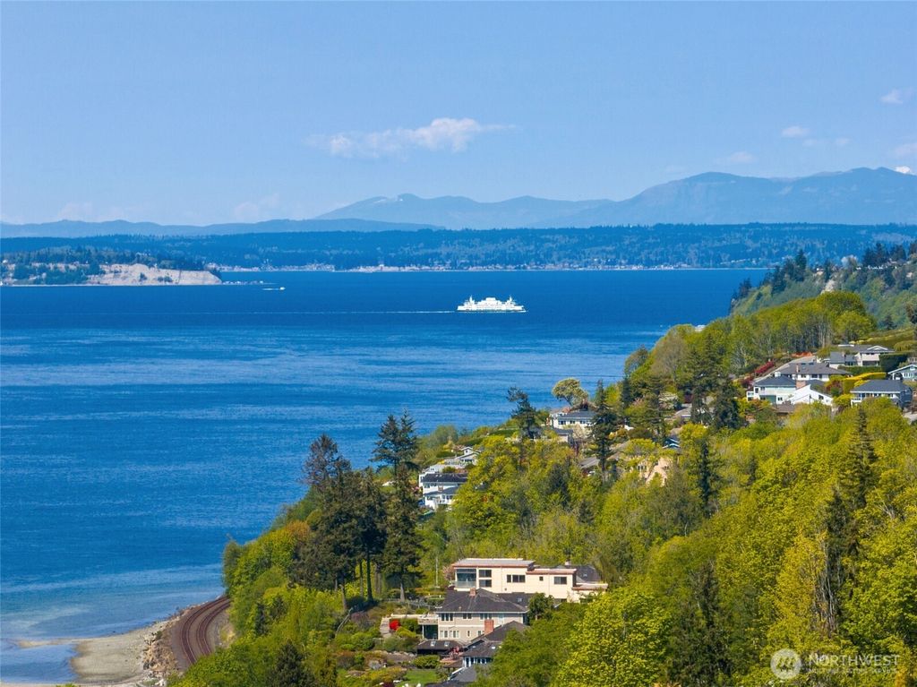 Photo of 10505 66th Place W, Mukilteo, WA 98275 (MLS # 2364163)