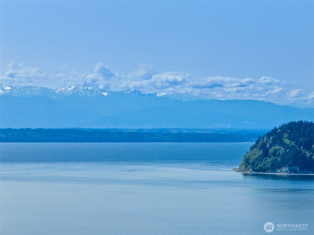 Photo of 10505 66th Place W, Mukilteo, WA 98275 (MLS # 2364163)