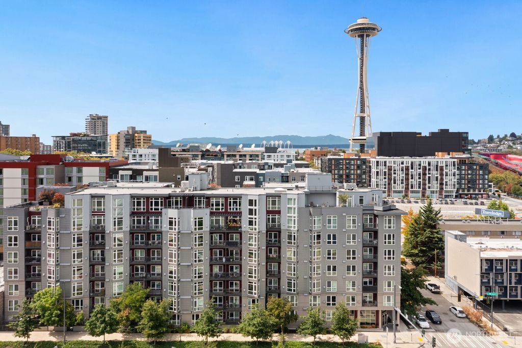 Photo of 699 John Street #617, Seattle, WA 98109 (MLS # 2422565)