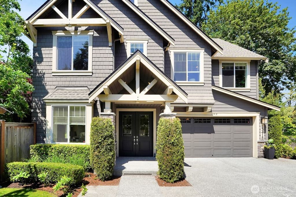 Photo of 13418 NE 80th Street, Redmond, WA 98052 (MLS # 2377779)