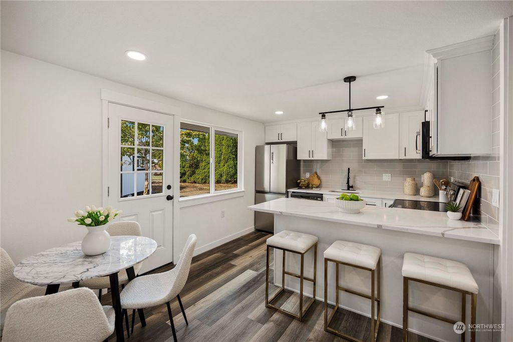 listing image 9363662646492715034