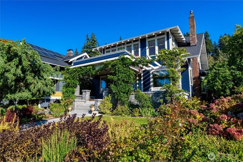 Photo of 137 S Forest Street, Bellingham, WA 98225 (MLS # 2573291)