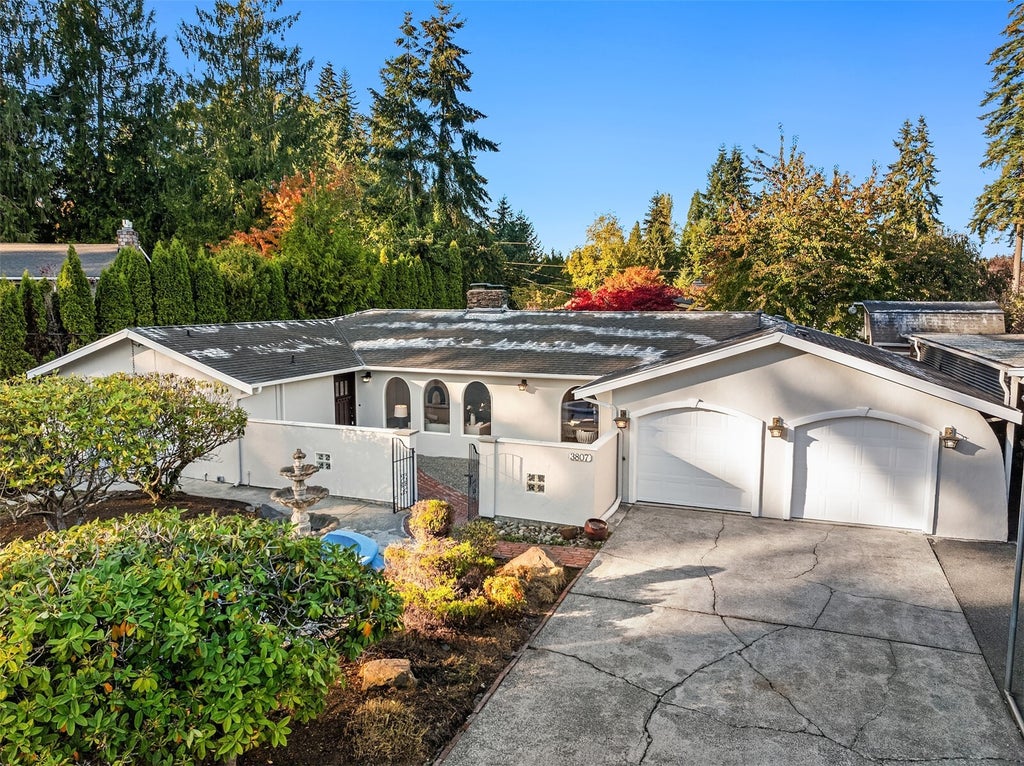 Photo of 3807 113th Street SE, Everett, WA 98208 (MLS # 2595648)