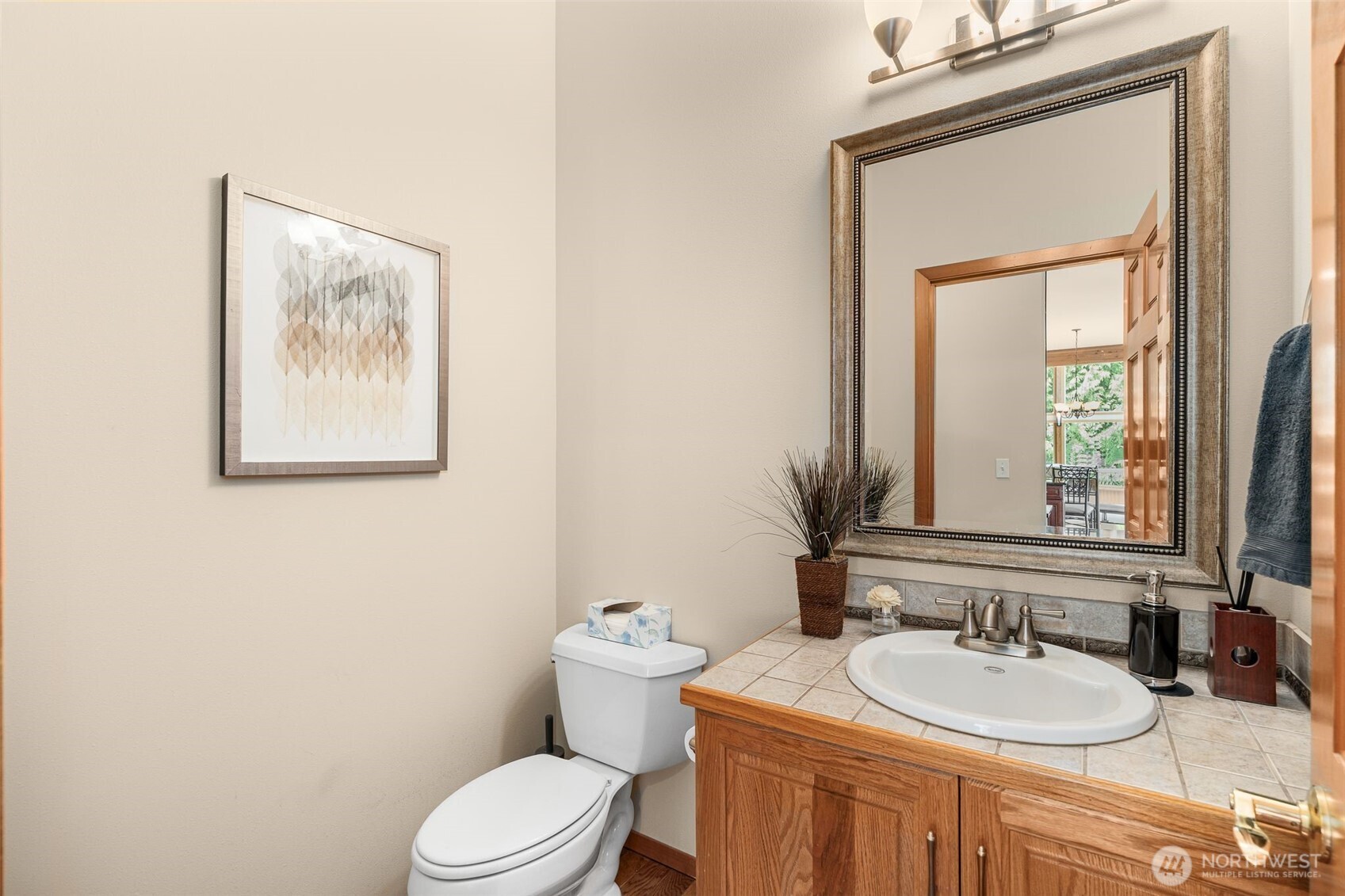 Issaquah, Washington 98027, United States, 4 Bedrooms Bedrooms, ,4 BathroomsBathrooms,Residential,Active,139615