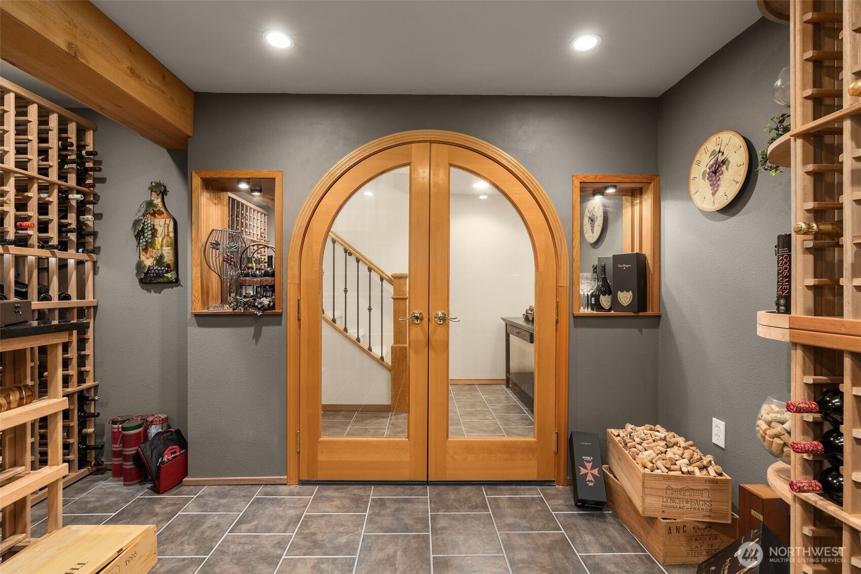 Issaquah, Washington 98027, United States, 4 Bedrooms Bedrooms, ,4 BathroomsBathrooms,Residential,Active,139615