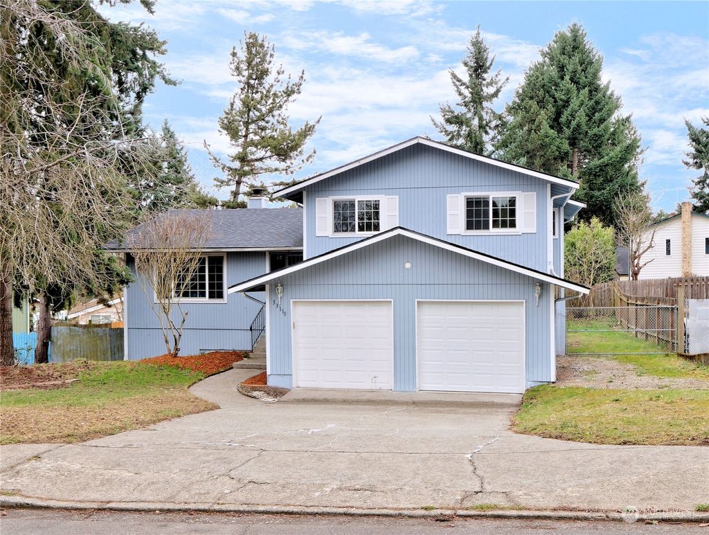 Photo of 33110 35th Avenue SW, Federal Way, WA 98023 (MLS # 2209794)