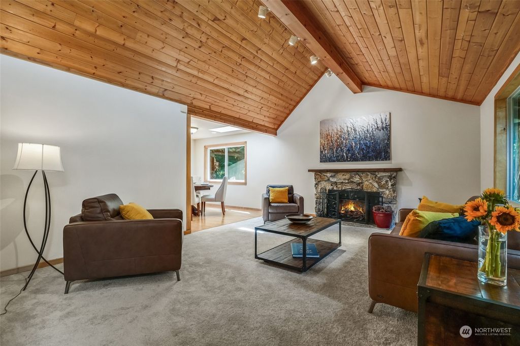 Photo of 1105 Greenwood Boulevard SW, Issaquah, WA 98027 (MLS # 2153007)