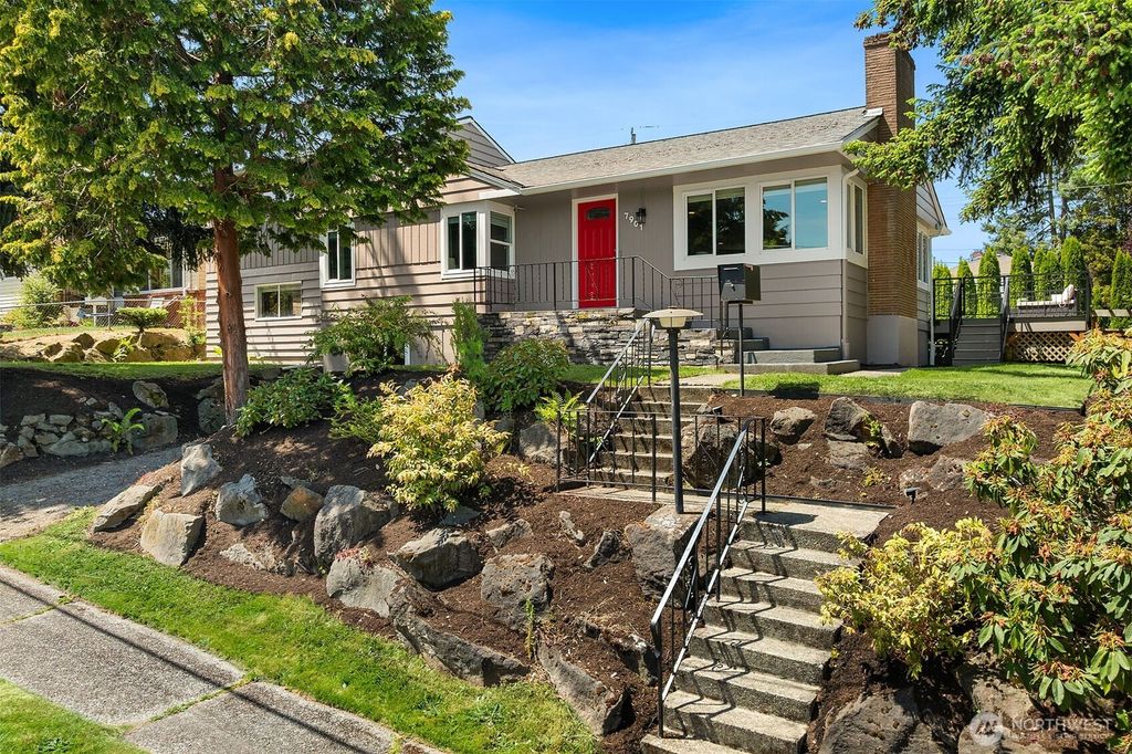 Photo of 7901 12th Avenue SW, Seattle, WA 98106 (MLS # 2389357)