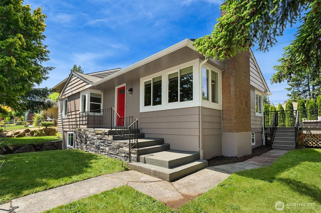 Photo of 7901 12th Avenue SW, Seattle, WA 98106 (MLS # 2389357)