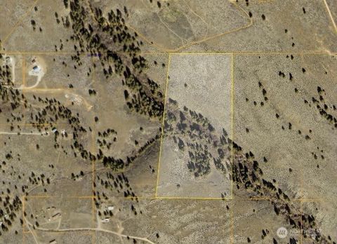 Photo of 107 Wild Turkey Road, East Wenatchee, WA 98802 (MLS # 2512300)