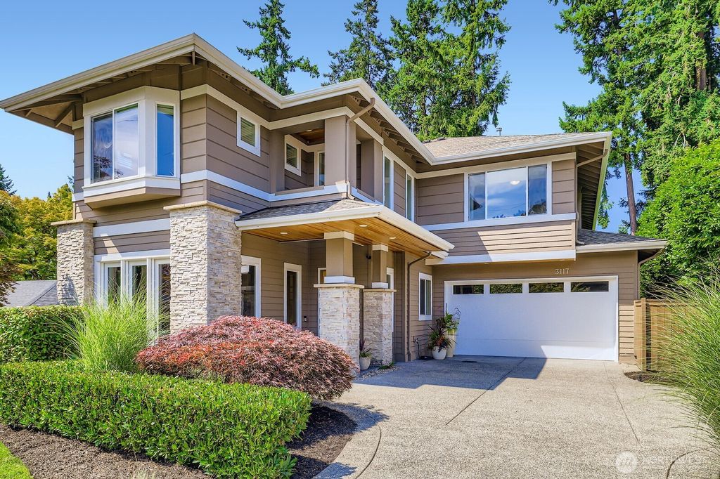 Photo of 3117 109th Avenue SE, Bellevue, WA 98004 (MLS # 2412812)