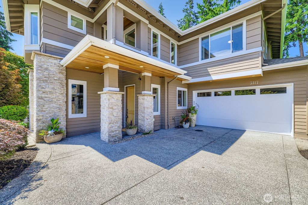 Photo of 3117 109th Avenue SE, Bellevue, WA 98004 (MLS # 2412812)