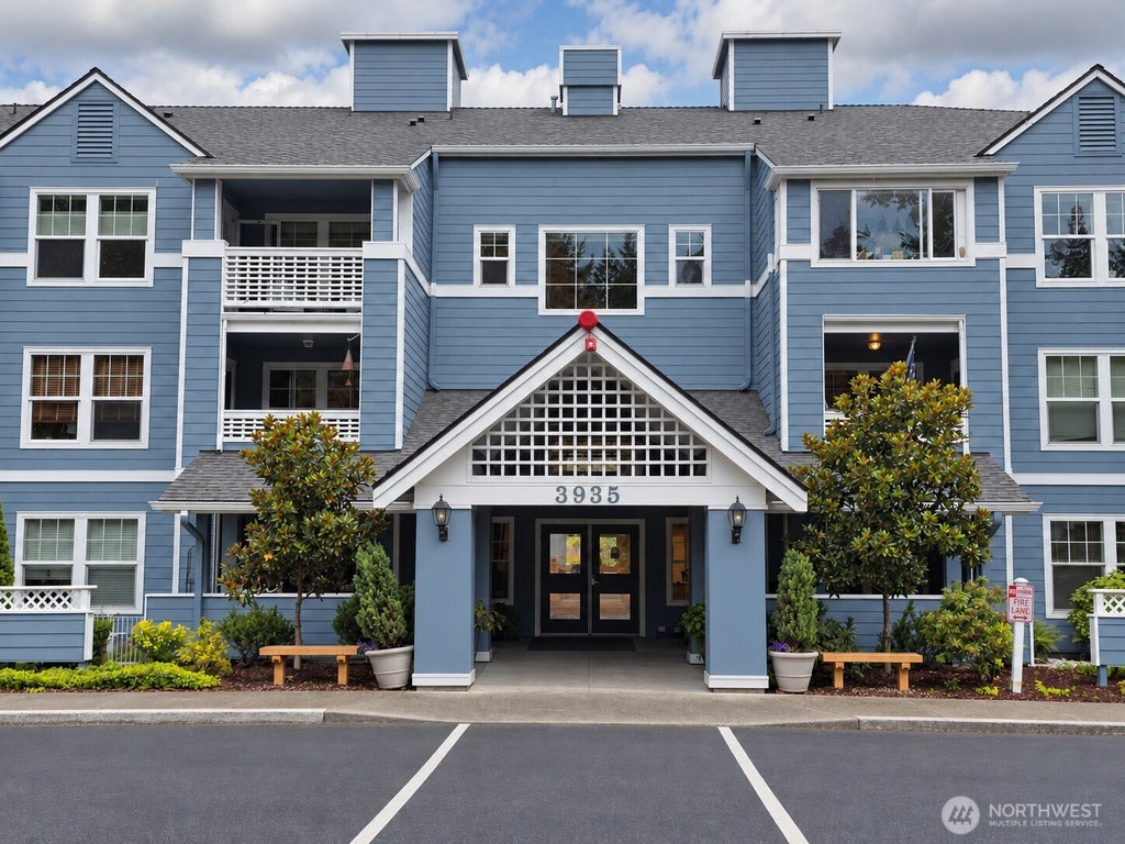Photo of 3935 226th Place SE #313, Issaquah, WA 98029 (MLS # 2589515)
