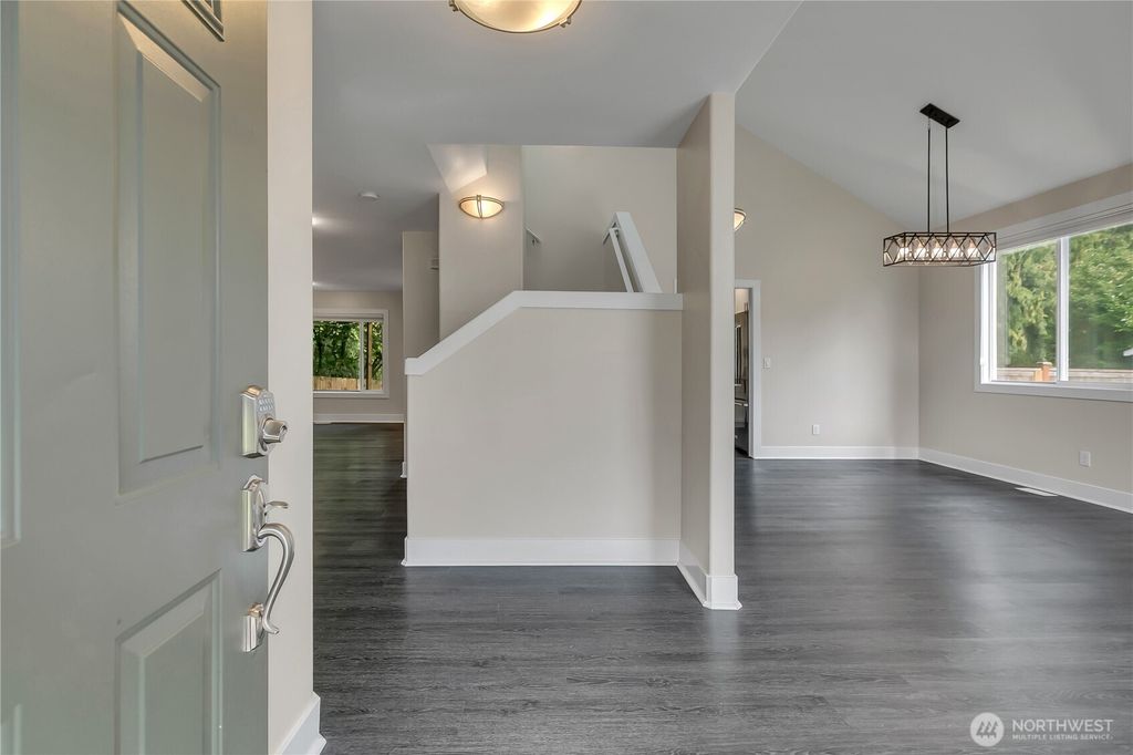 Photo of 11408 SE 326th Place, Auburn, WA 98092 (MLS # 2420668)