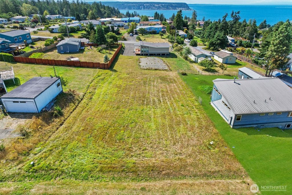 Photo of 142 Alder Drive, Port Townsend, WA 98368 (MLS # 2494908)