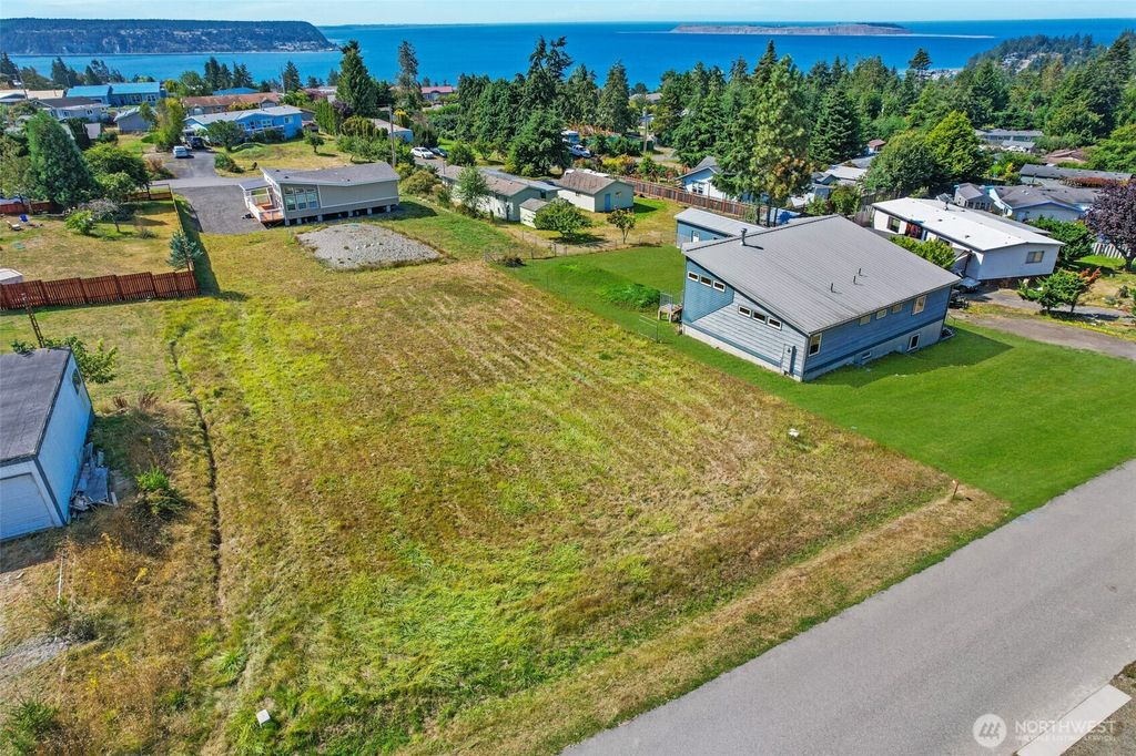 Photo of 142 Alder Drive, Port Townsend, WA 98368 (MLS # 2494908)
