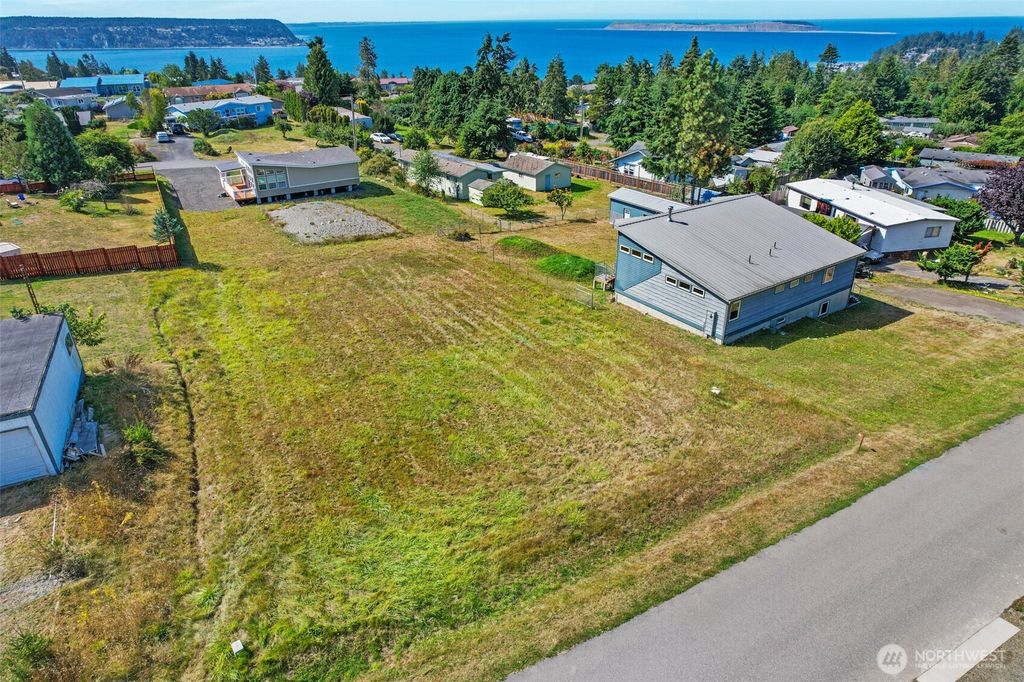 Photo of 142 Alder Drive, Port Townsend, WA 98368 (MLS # 2494908)
