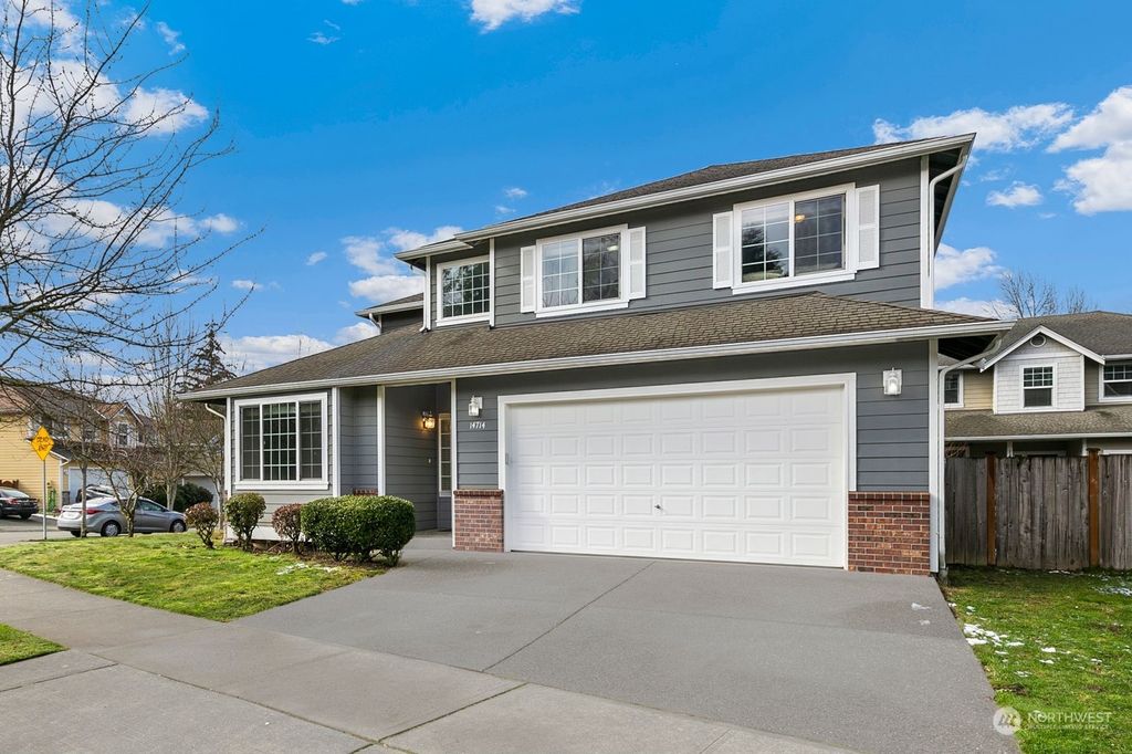 Photo of 14714 11th Place W, Lynnwood, WA 98087 (MLS # 2042036)