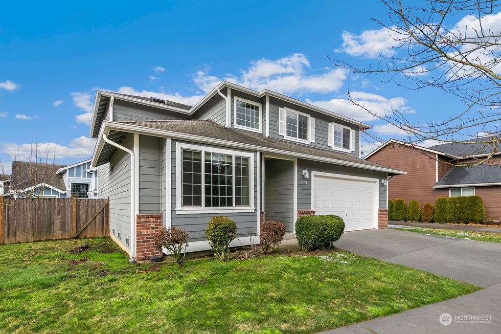 Photo of 14714 11th Place W, Lynnwood, WA 98087 (MLS # 2042036)