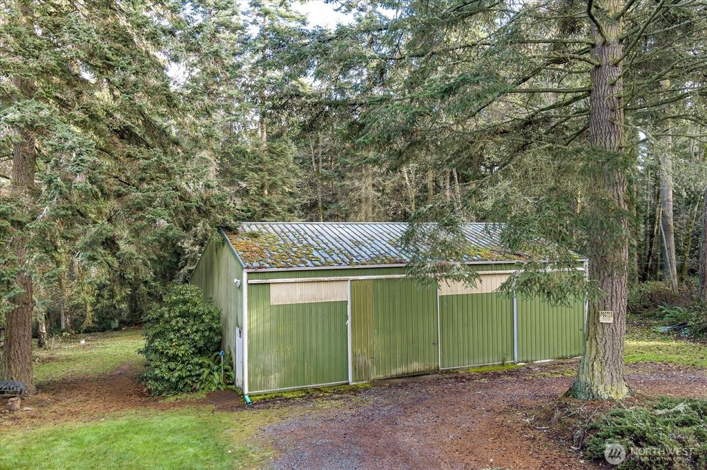 Photo of 6321 Baywood Road, Freeland, WA 98249 (MLS # 2460749)