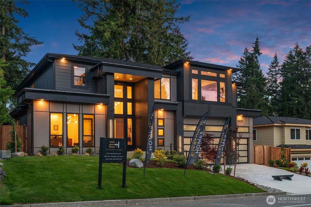 Photo of 14227 SE 37th Street, Bellevue, WA 98006 (MLS # 2376451)