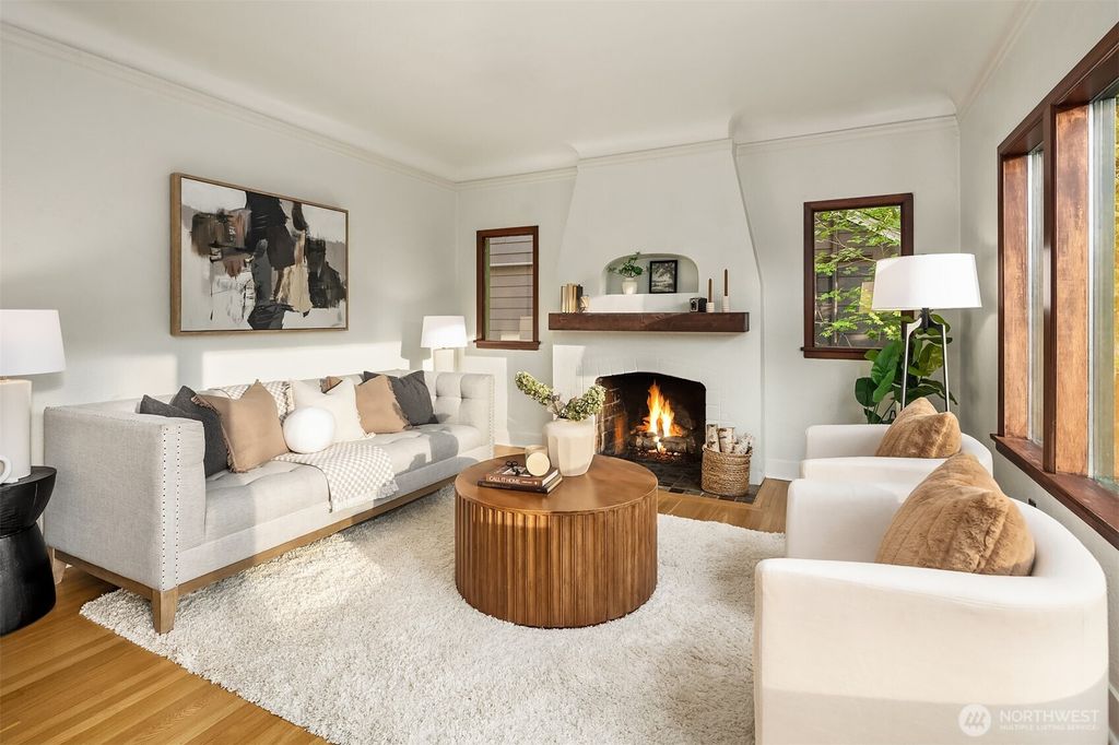 Photo of 6524 Division Avenue NW, Seattle, WA 98117 (MLS # 2467579)