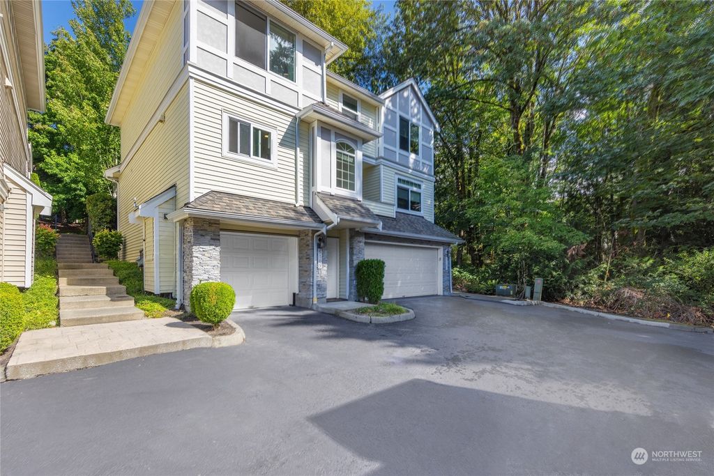 Photo of 6705 SE Cougar Mountain Way #1, Bellevue, WA 98006 (MLS # 2295310)