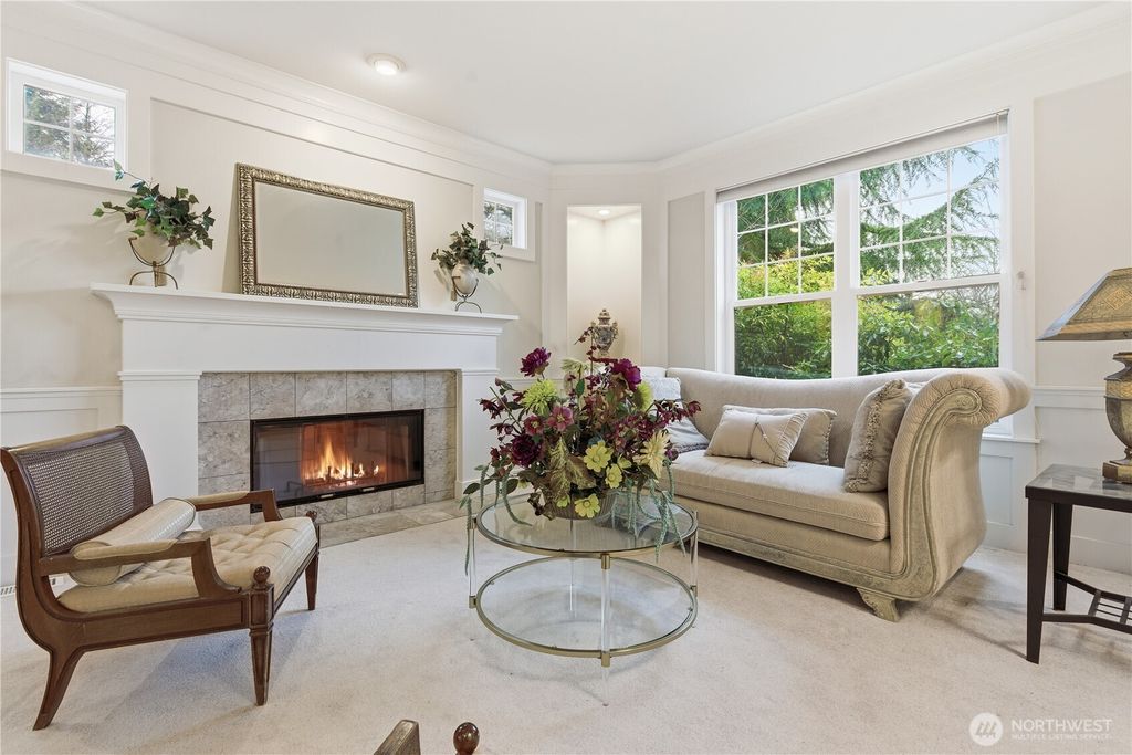 Photo of 6082 167th Avenue SE, Bellevue, WA 98006 (MLS # 2460397)