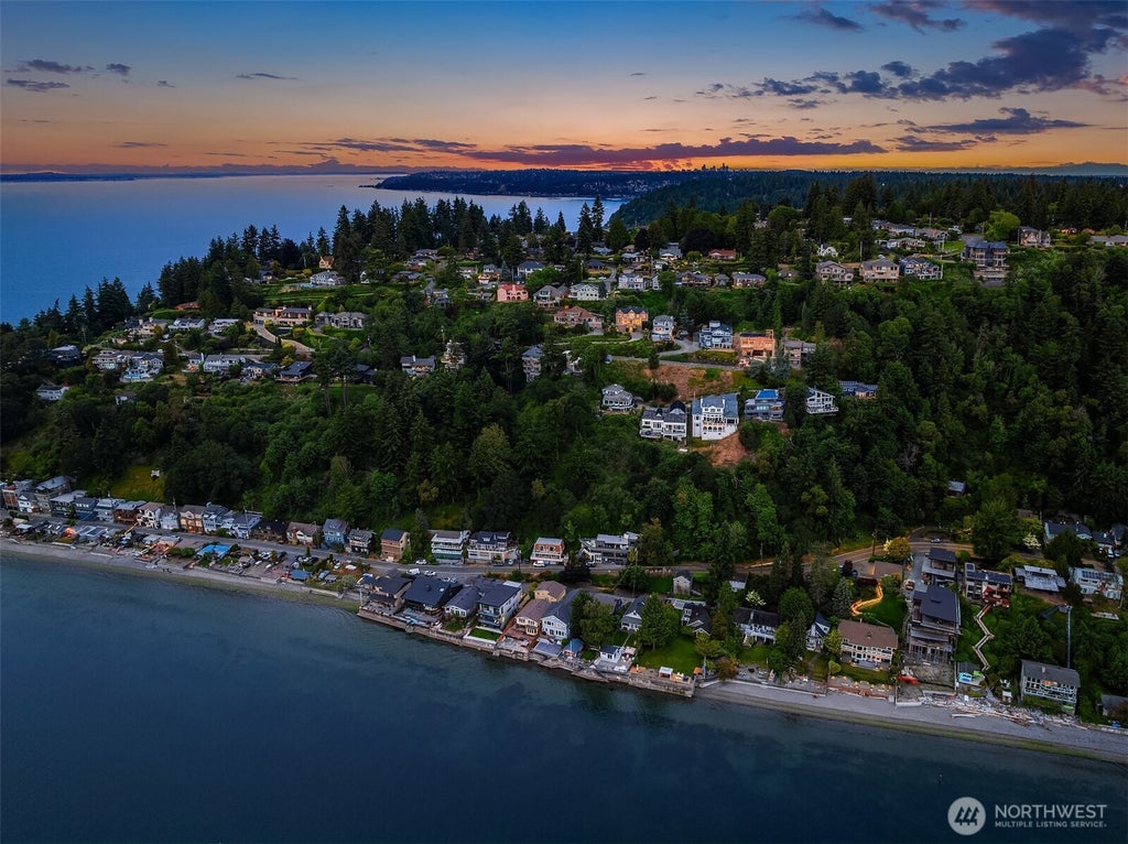 Photo of 2832 SW 171st Street, Burien, WA 98166 (MLS # 2536697)